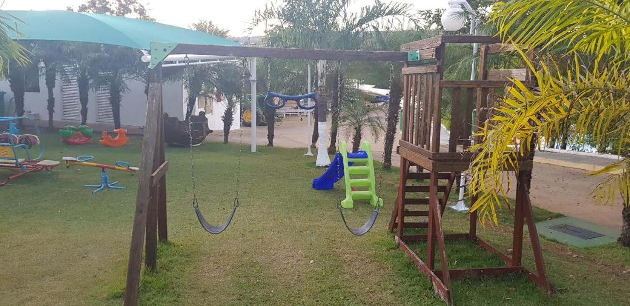 Apartamento Do Lago, Com Churrasqueira Privativa , Cozinha , Internet Banda Larga, Rampa Barco E Jet, Pesqueiro - B101 Caldas Novas Buitenkant foto