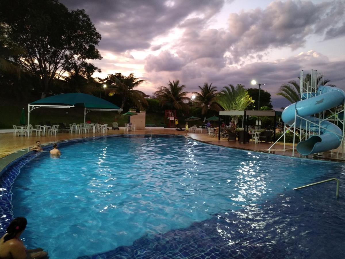 Apartamento Do Lago, Com Churrasqueira Privativa , Cozinha , Internet Banda Larga, Rampa Barco E Jet, Pesqueiro - B101 Caldas Novas Buitenkant foto